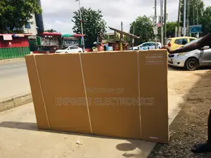 Uhd Smart Glossy Samsung 85”Cu8000 Epic Entertainment