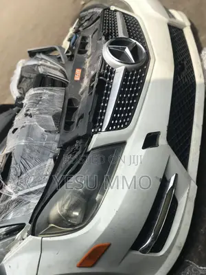 Mercedes Benz C250 (204) Front Cut
