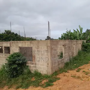 Plot With 4bedrooms Uncompleted Fro Sale at West Fijia