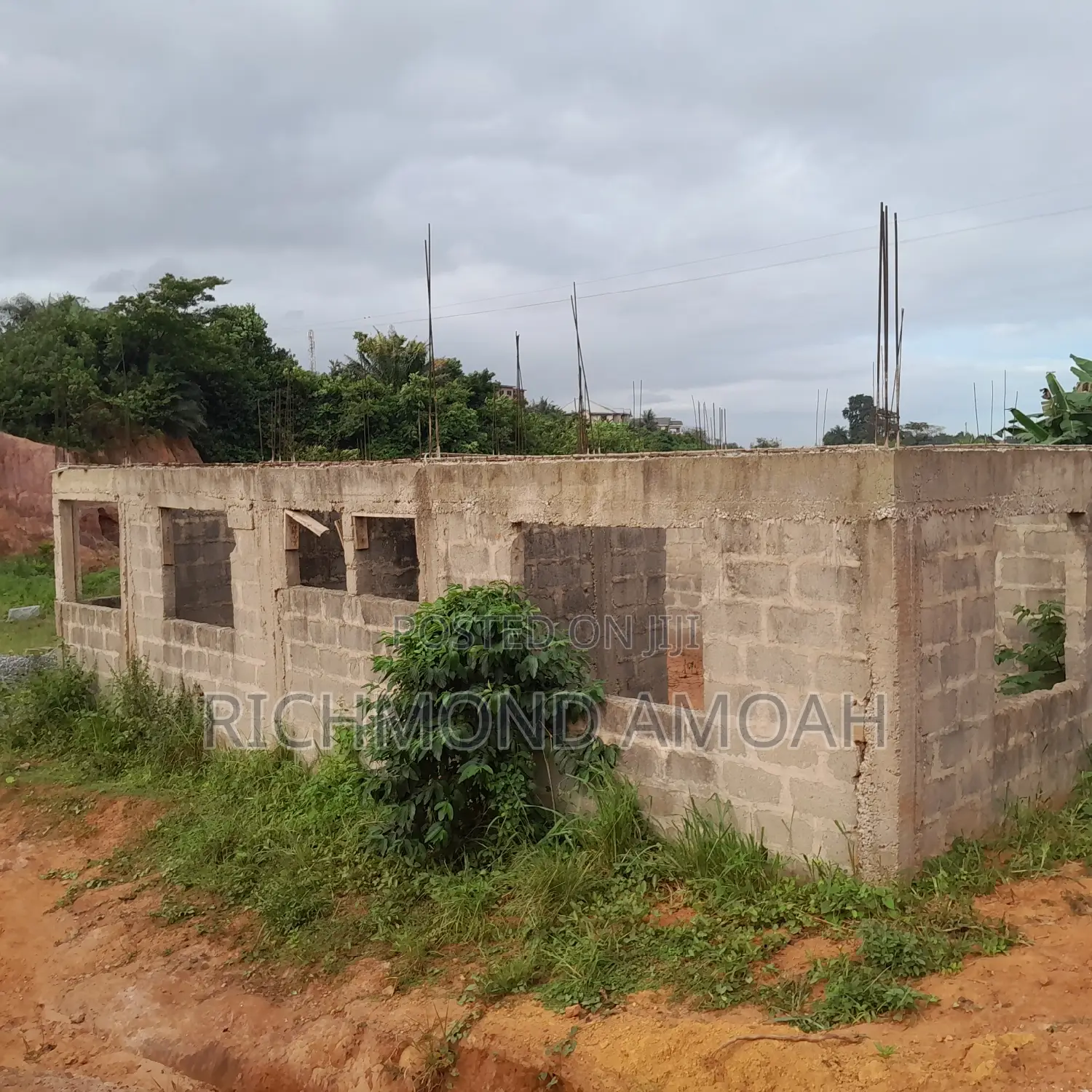 Plot With 4bedrooms Uncompleted Fro Sale at West Fijia