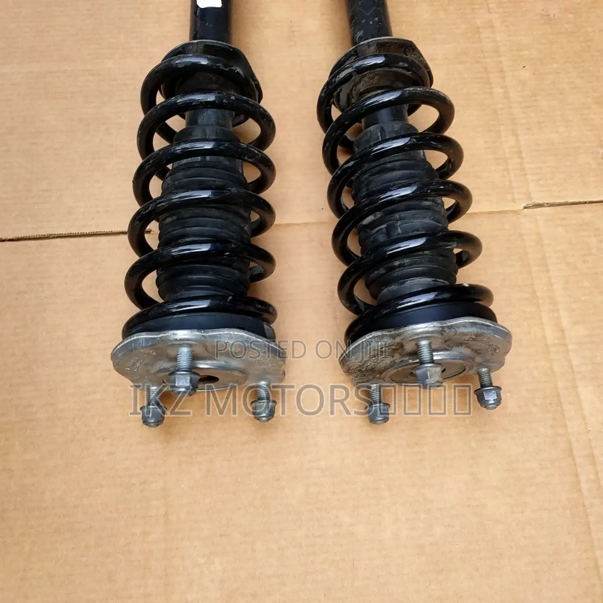 Mercedes Benz C300/W205/C200/C260/ Front Shocks