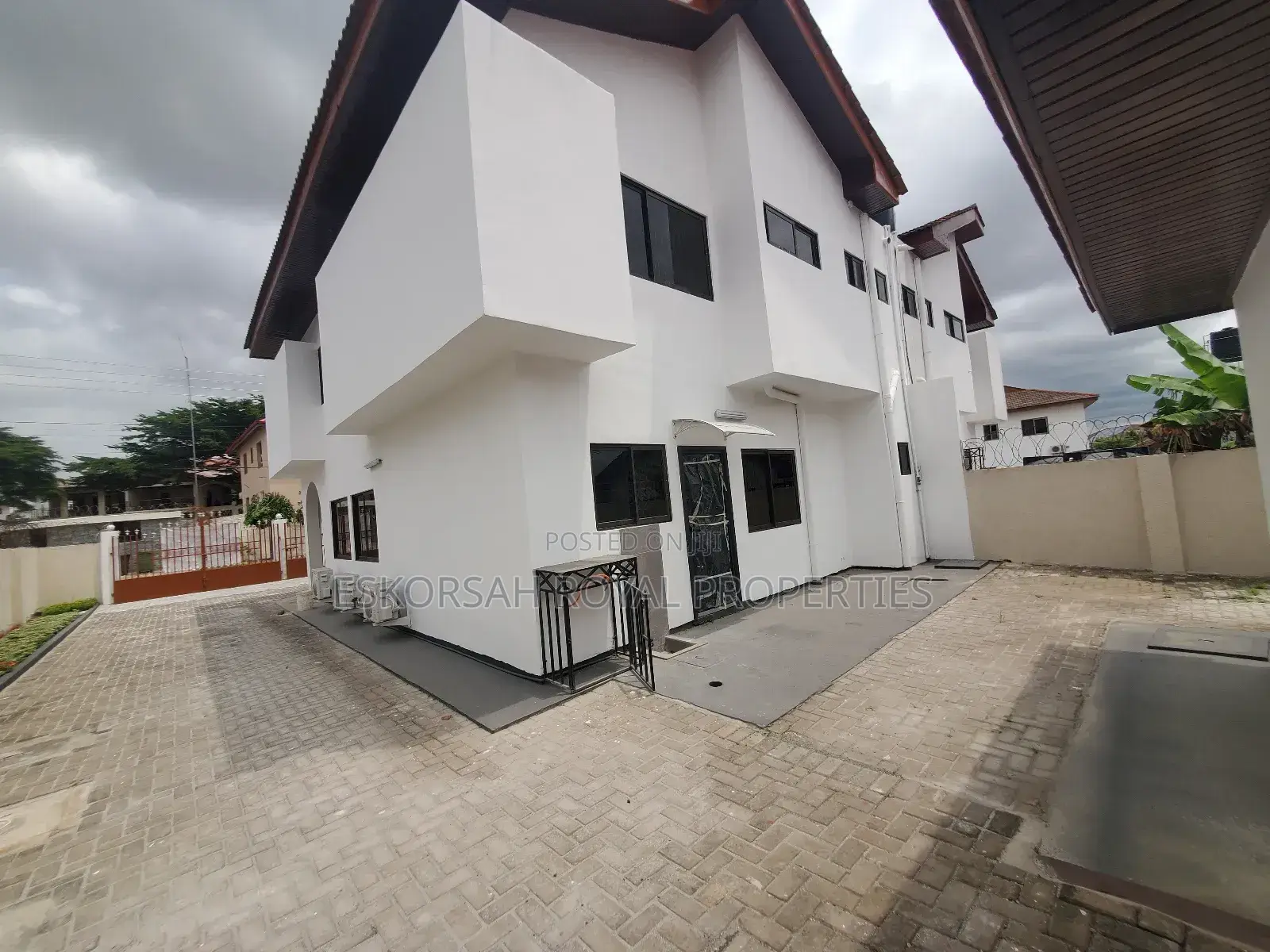 3bdrm House in Adjiringanor  Ntnc, Adjiriganor for rent