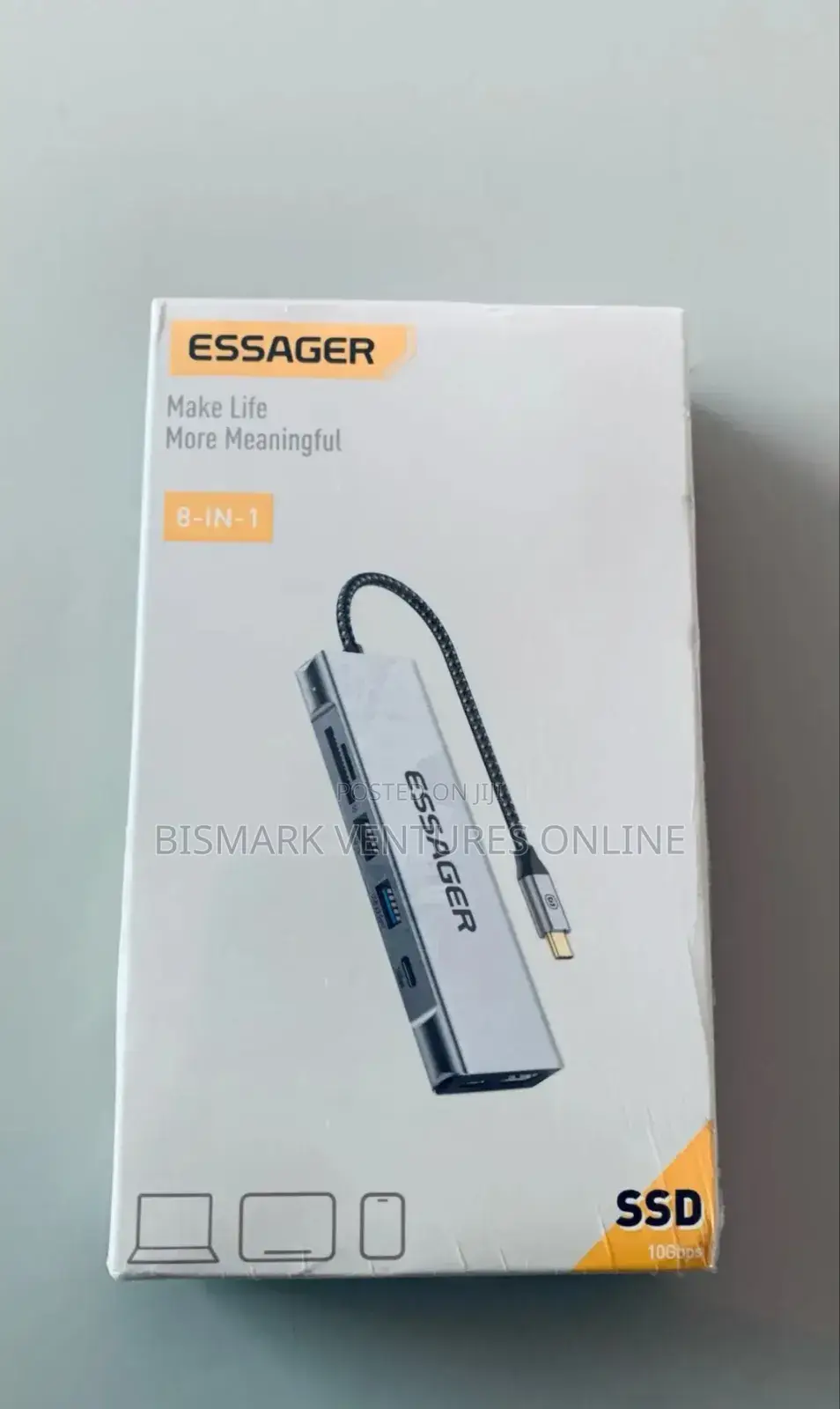 ESSAGER 8-in-1 USB-C Hub Integrates M.2 Nvme/Sata SSD.