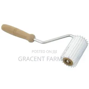 Honeycomb Uncapping Roller