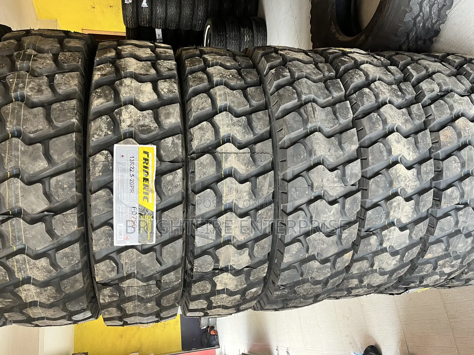 13r22.5 Off Road