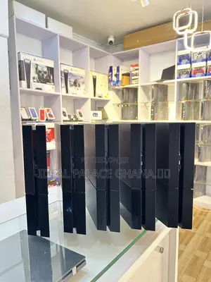 Jailbreak Ps4 Standard With 8 Games