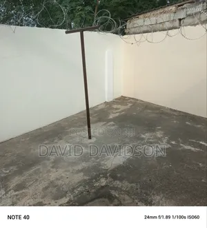 3bdrm Mansion in 3 Bedroom Self, Tema Metropolitan for rent