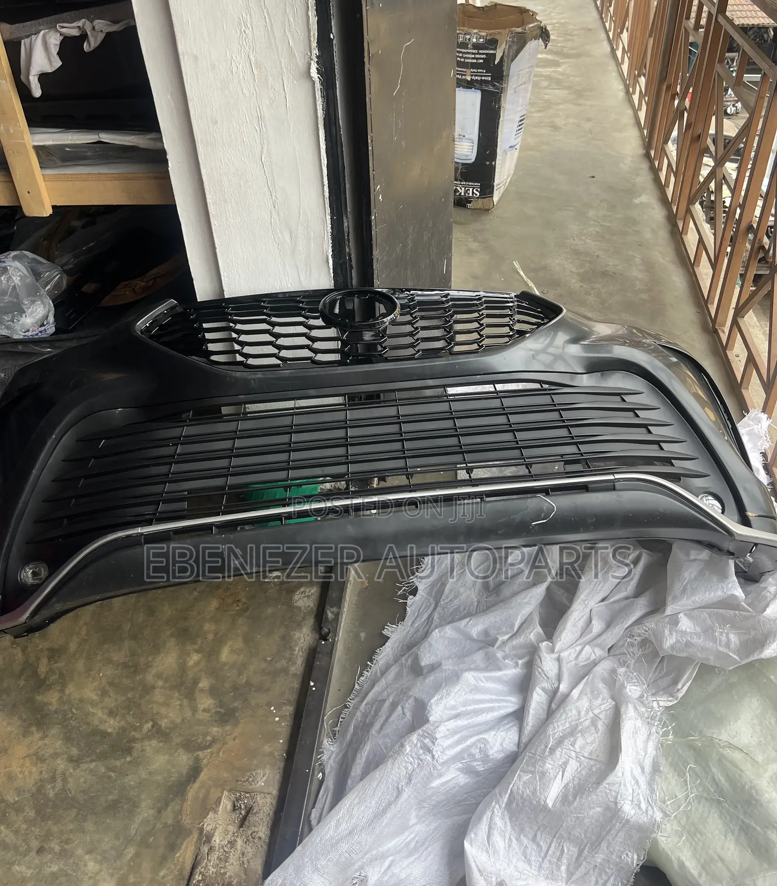 Highlander 2023 Front Bumper Complete