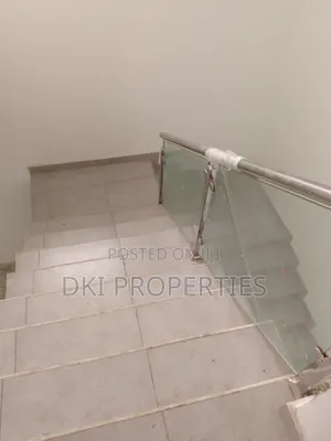 4bdrm House in Dki Properties, East Legon for sale