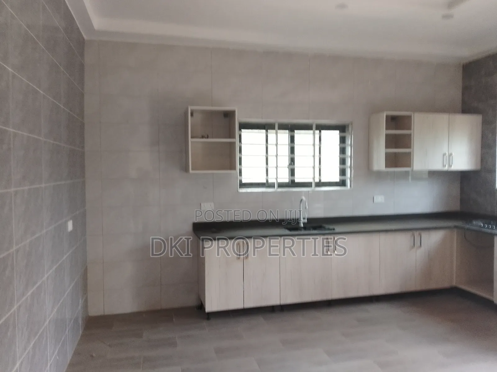 4bdrm House in Dki Properties, East Legon for sale