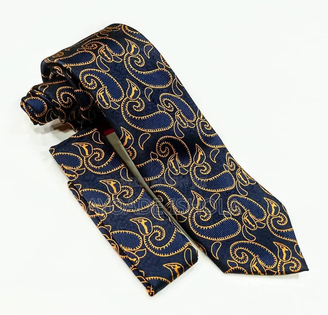 Colorful Men Tie With Square Pocket for Ur Suit.