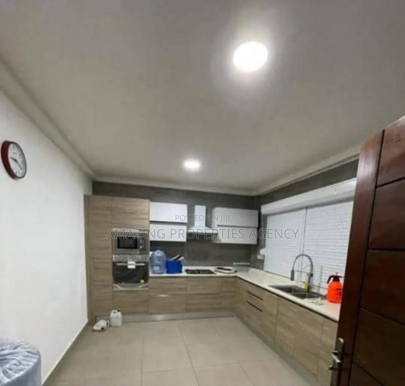 4bdrm House in Amazing Properties, Aburi for sale