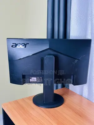 Acer 27” Edgeless 165htz , 0.5ms Gaming Display