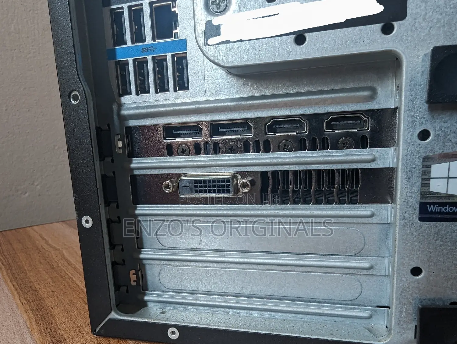 Desktop Computer HP Z2 G4 Tower 16GB Intel Xeon SSD 512GB