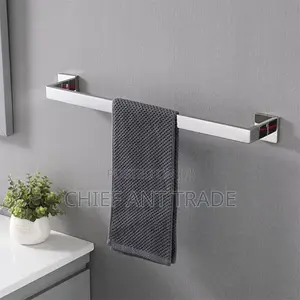 Towel Rod / Hanger. Gj6801 Silver.