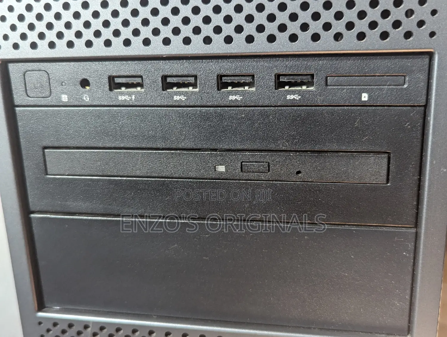 Desktop Computer HP Z4 32GB Intel Xeon SSD 1T