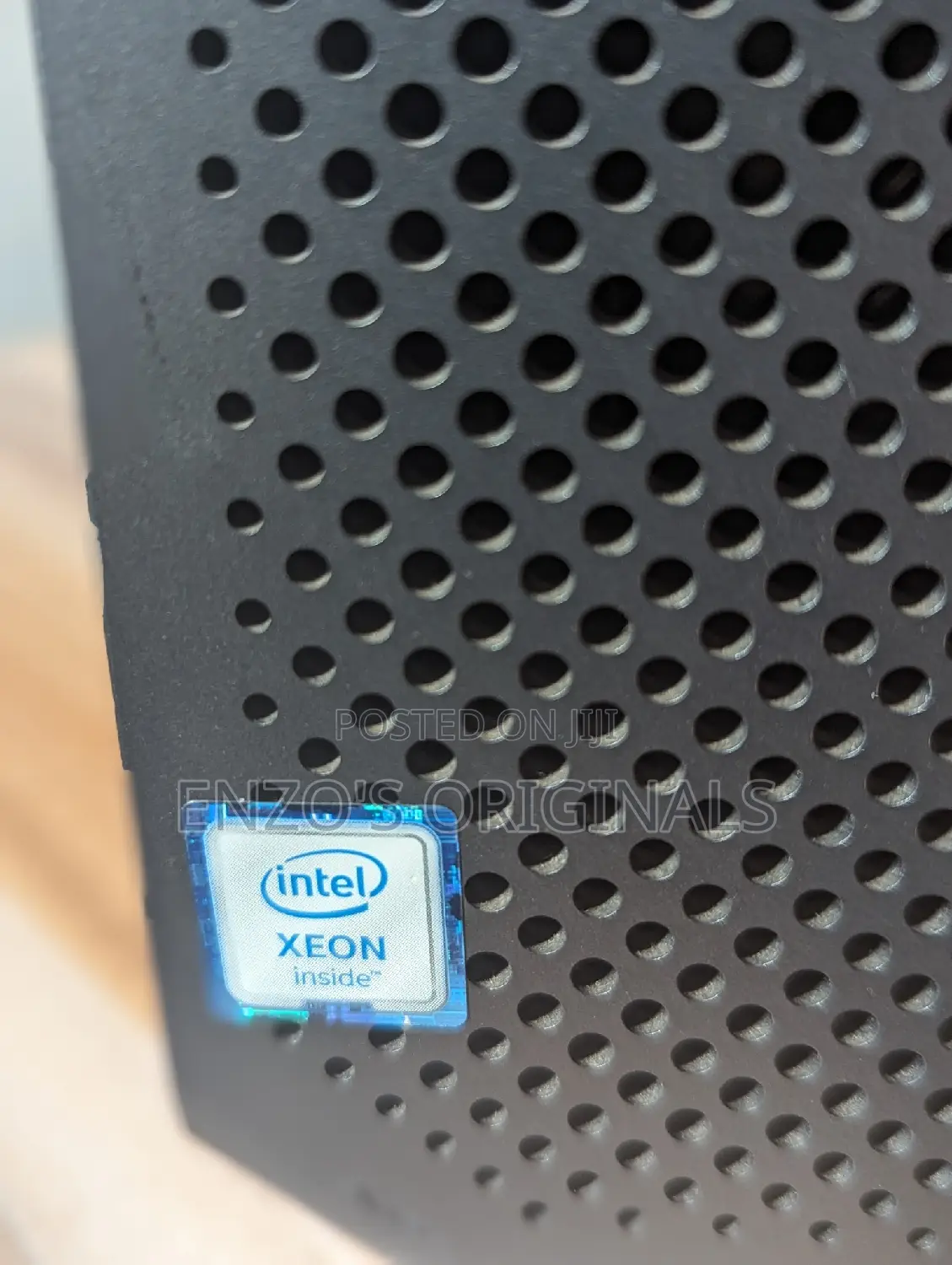 Desktop Computer HP Z4 32GB Intel Xeon SSD 1T