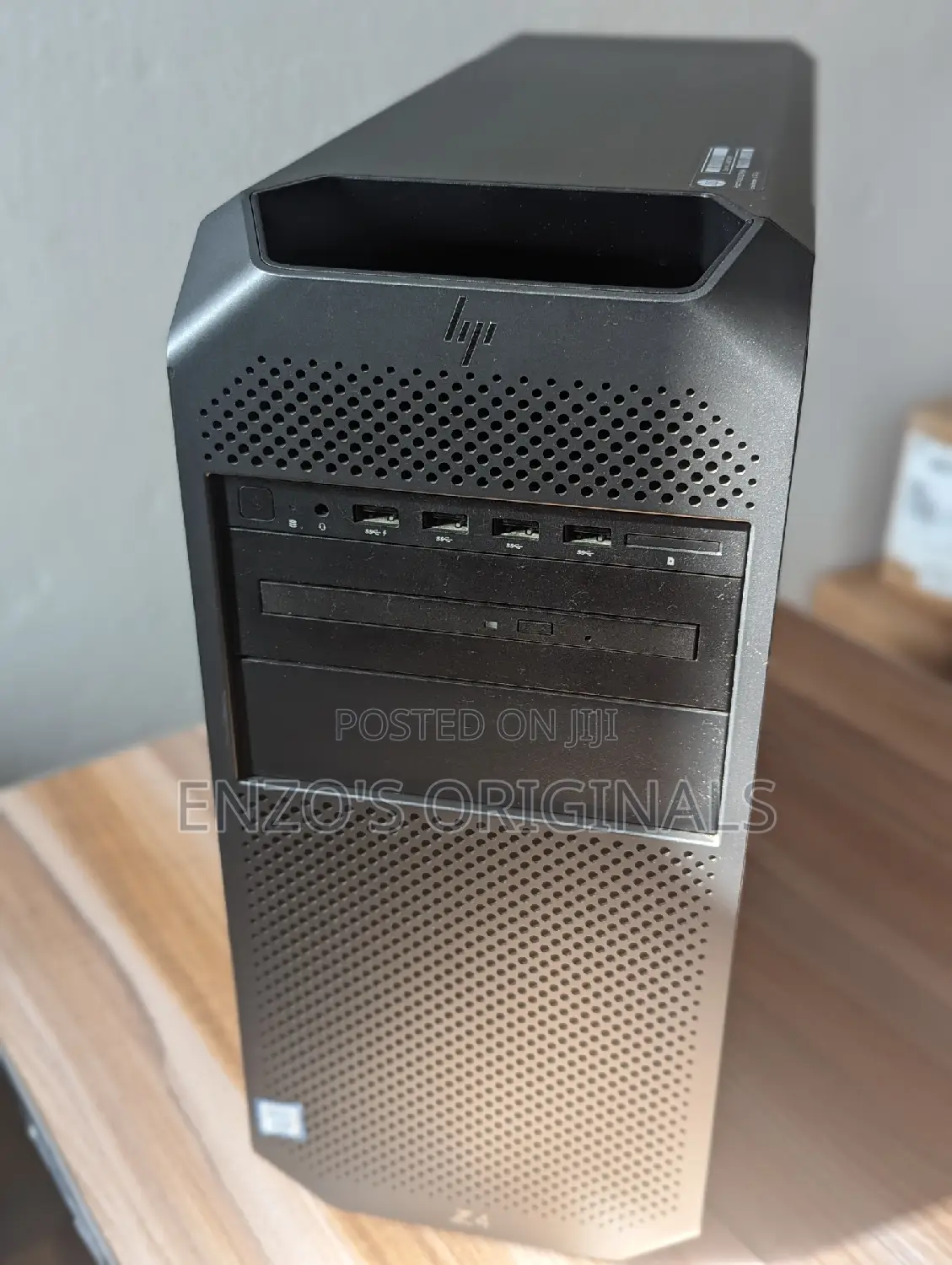 Desktop Computer HP Z4 32GB Intel Xeon SSD 1T