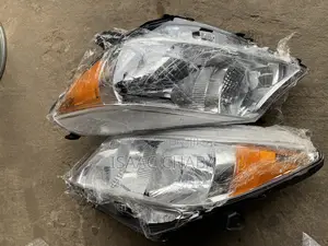 Yaris 2014 Headlight