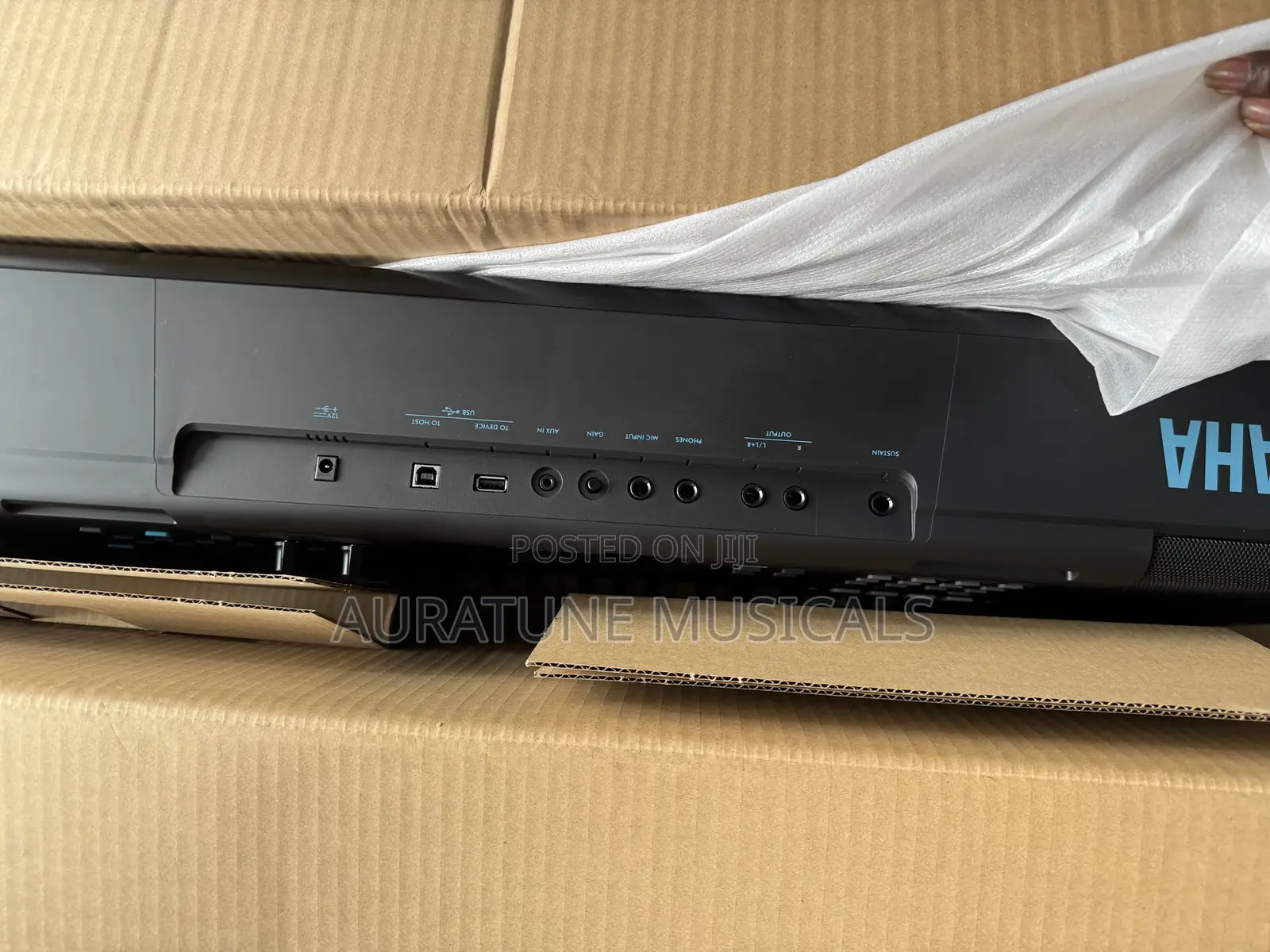Yamaha Keyboard 473