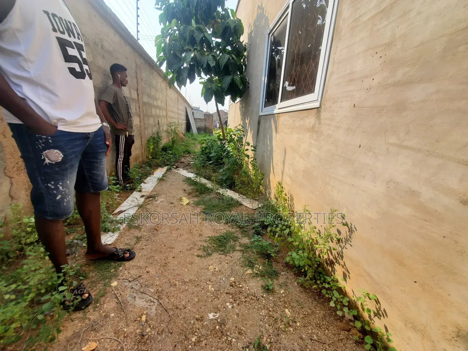 2bdrm House in East Legon Hills, School Junction for sale
