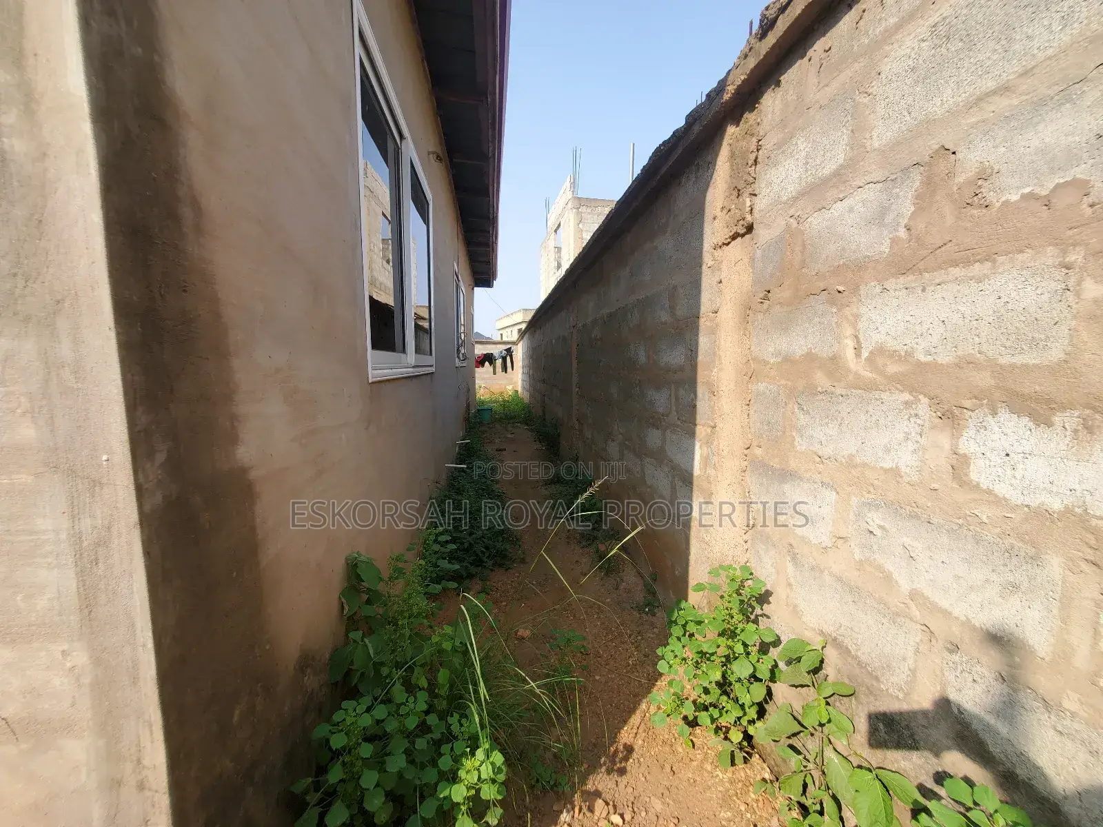 2bdrm House in East Legon Hills, School Junction for sale