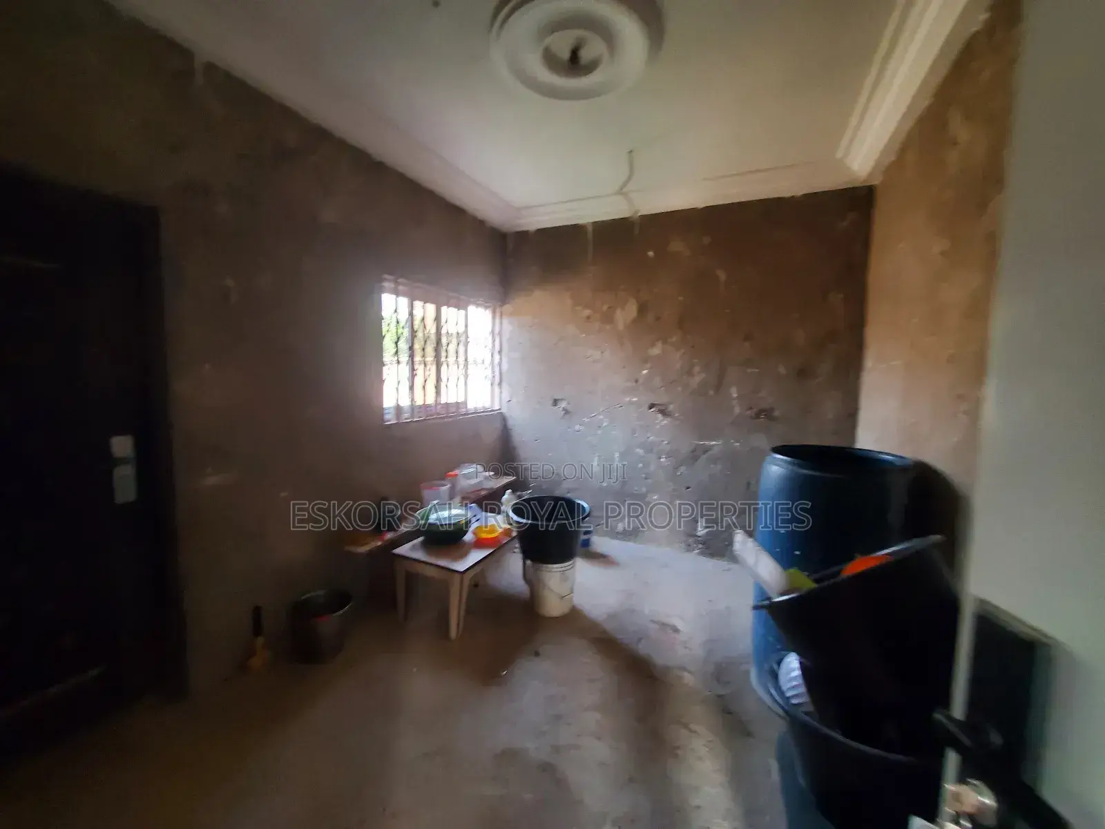 2bdrm House in East Legon Hills, School Junction for sale