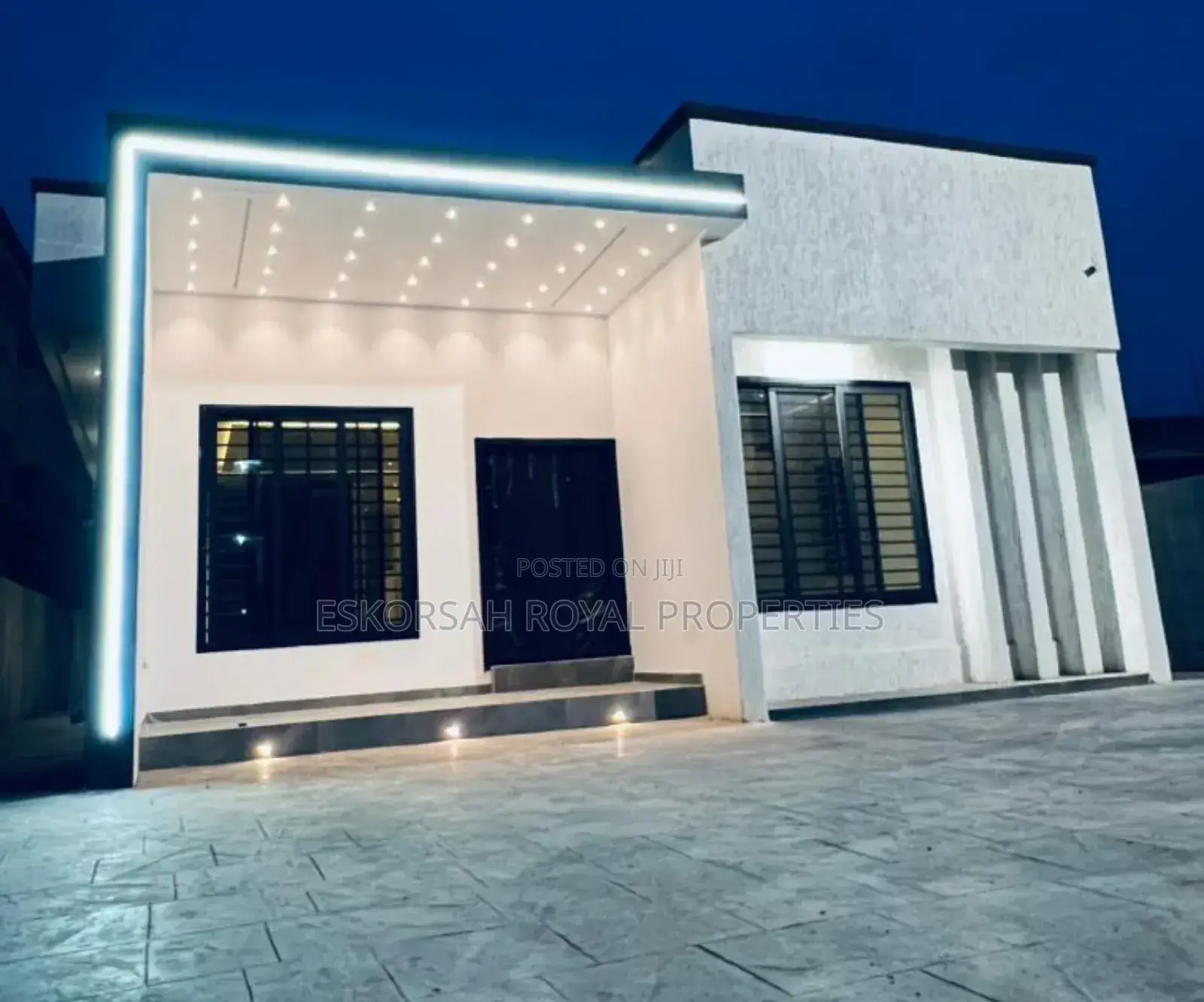 4bdrm House in Lakeside, Ashaley Botwe for sale