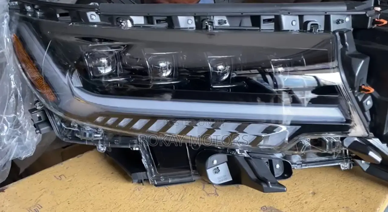 Prado Headlight 2018,2019,2020,2021 Headlights Led Spec