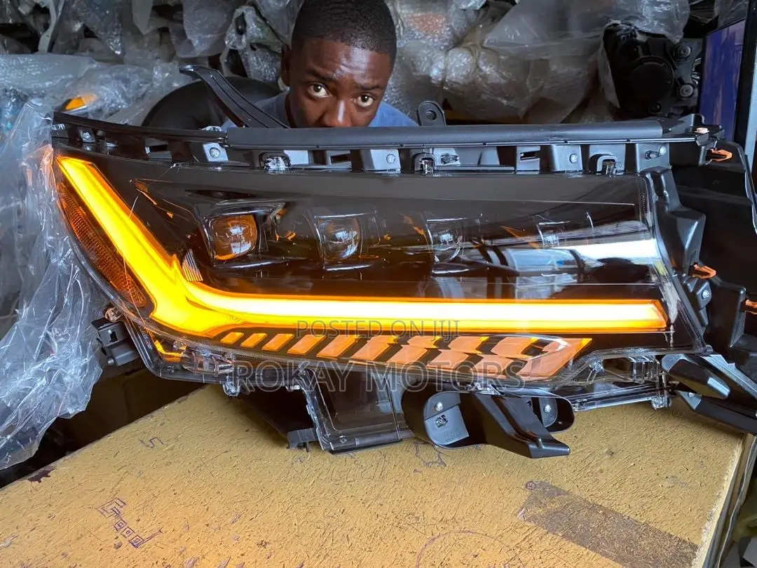Prado Headlight 2018,2019,2020,2021 Headlights Led Spec