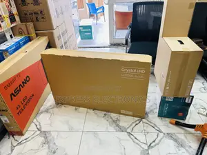 2023 Model Uhd Smart Samsung 43”Cu7000