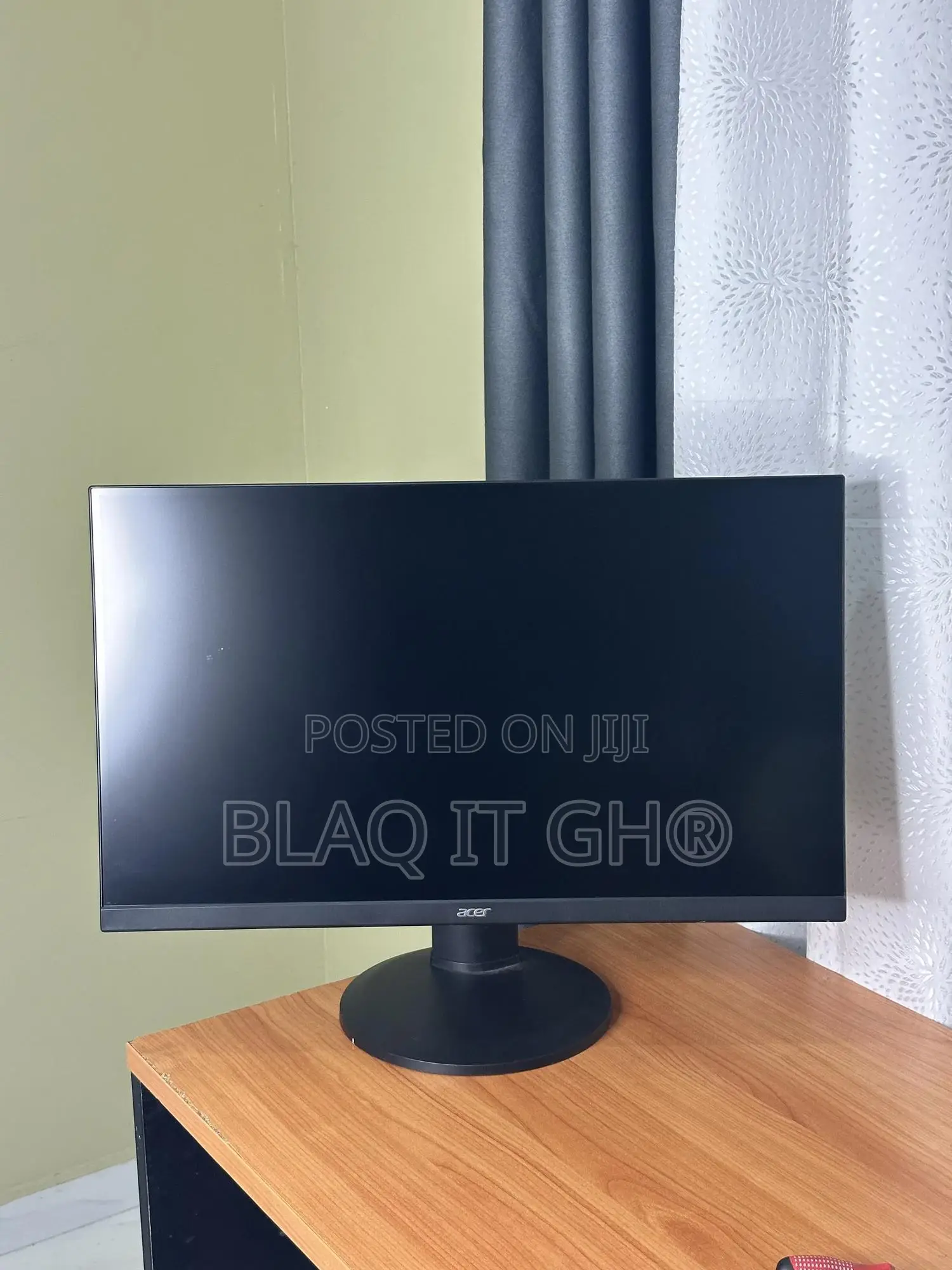 Acer 27” Edgeless 165htz , 0.5ms Gaming Display