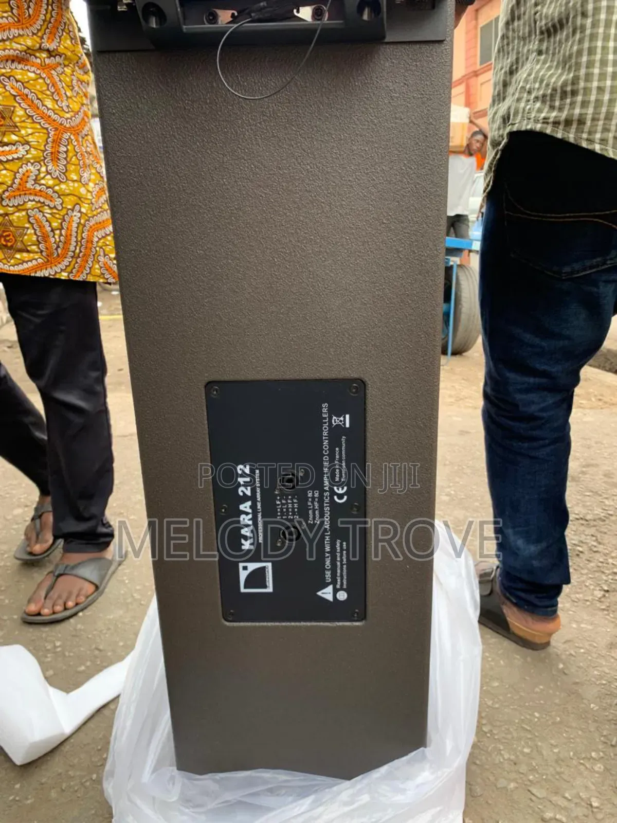Kara 12inches Line Array Speaker