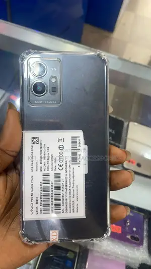 Vivo Y75 128 GB Black