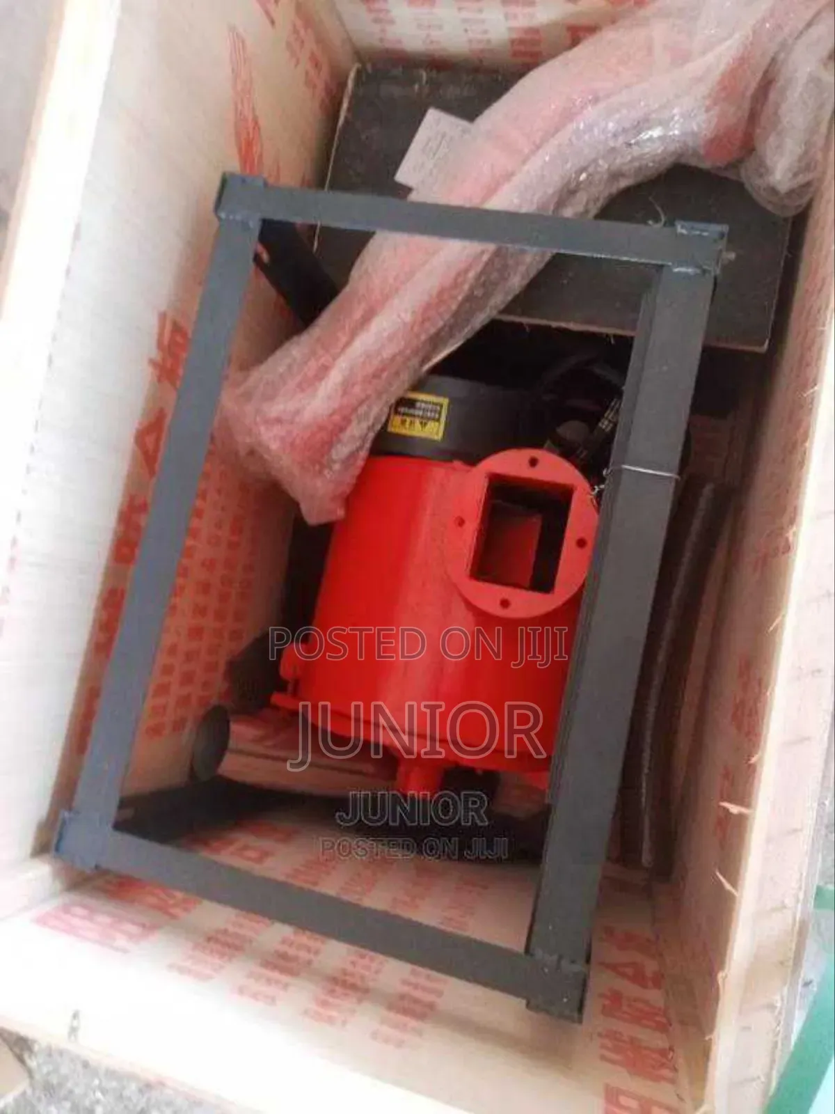 Self Fetching Feed Grinder (Various Capacities)