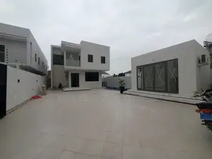 4bdrm House in East Legon Trasacco, Adjiriganor for sale