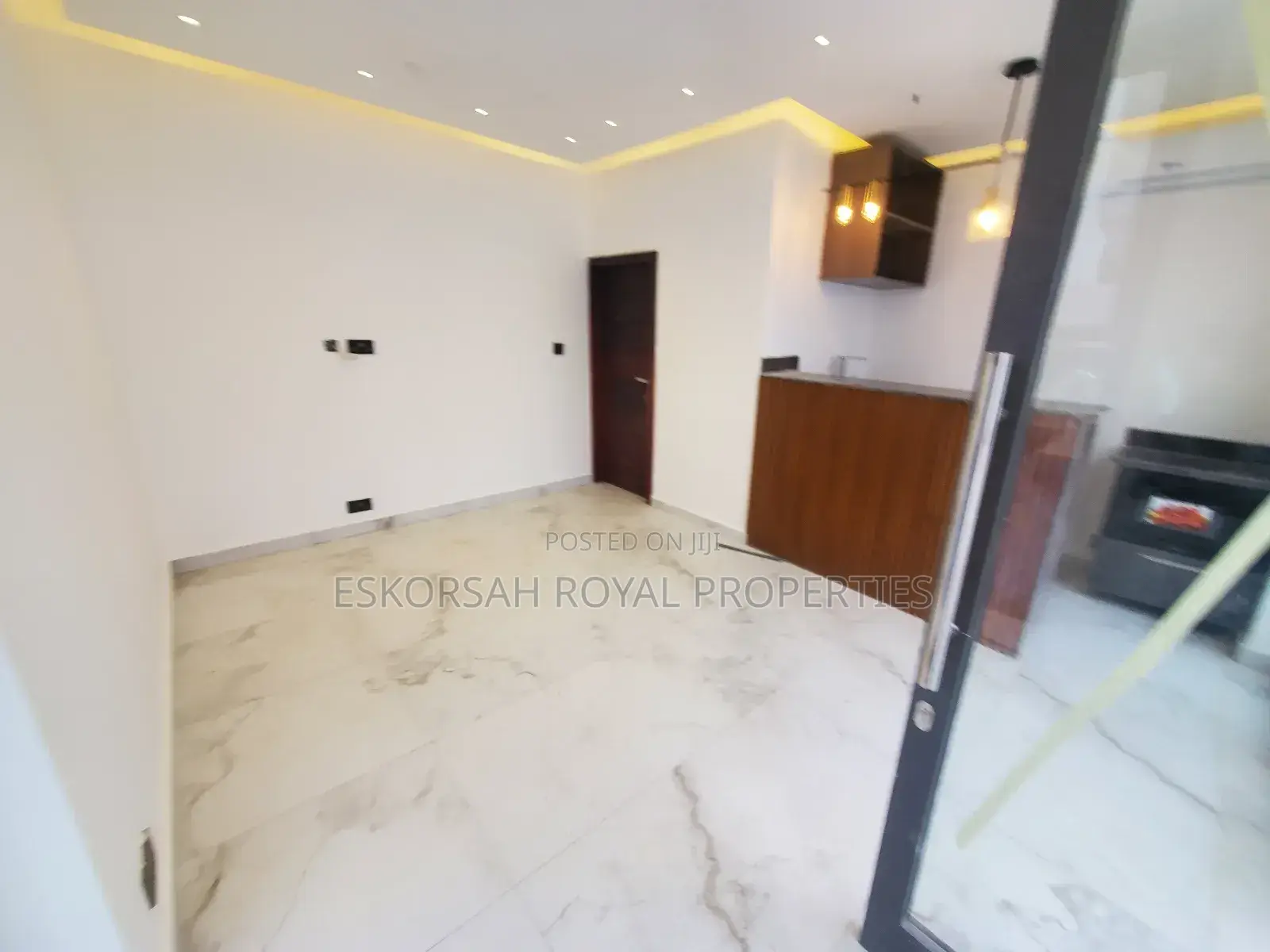 4bdrm House in East Legon Trasacco, Adjiriganor for sale