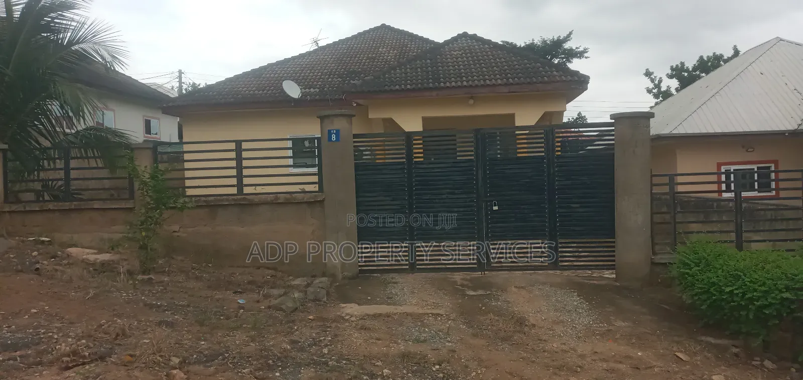 3bdrm Mansion in Koans Estate Pampaso, Accra Metropolitan for sale