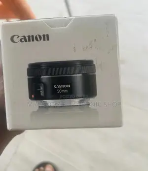 Durable and Affordable Canon EF 50mm F/1.8 STM Lens