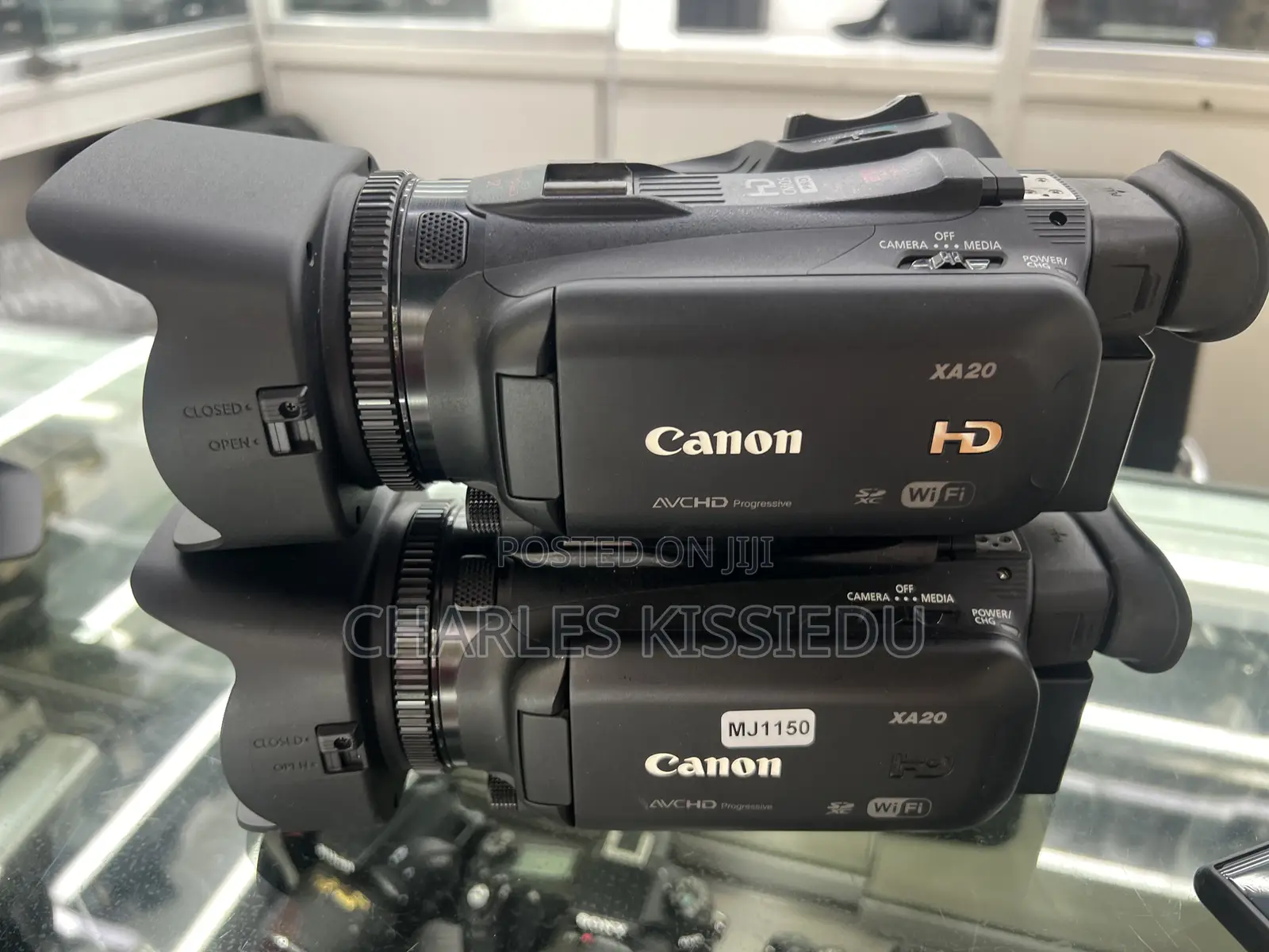 Canon- Xa20