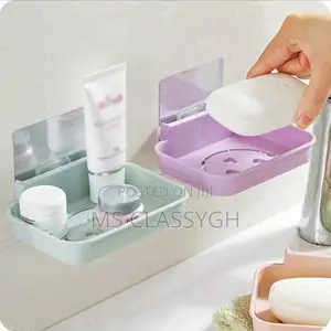 1pc Seamless Trace Wall-Mounted Soap Box Hollow Smile Face D