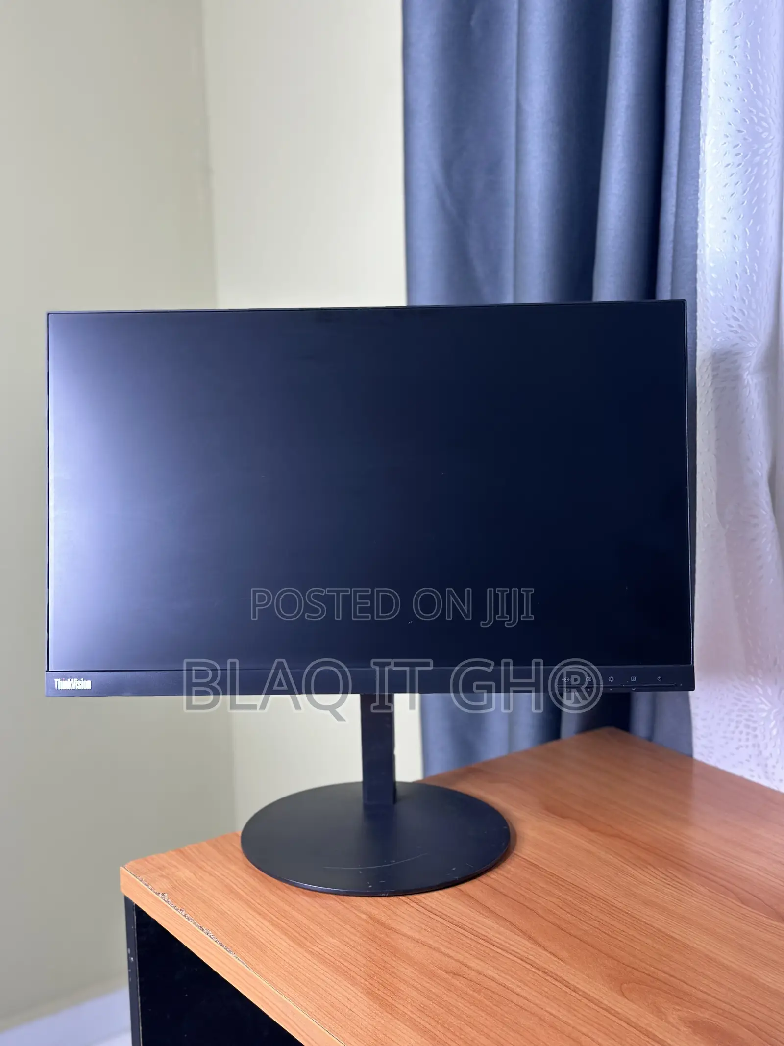 Lenovo 24” Edgeless Fullhd IPS