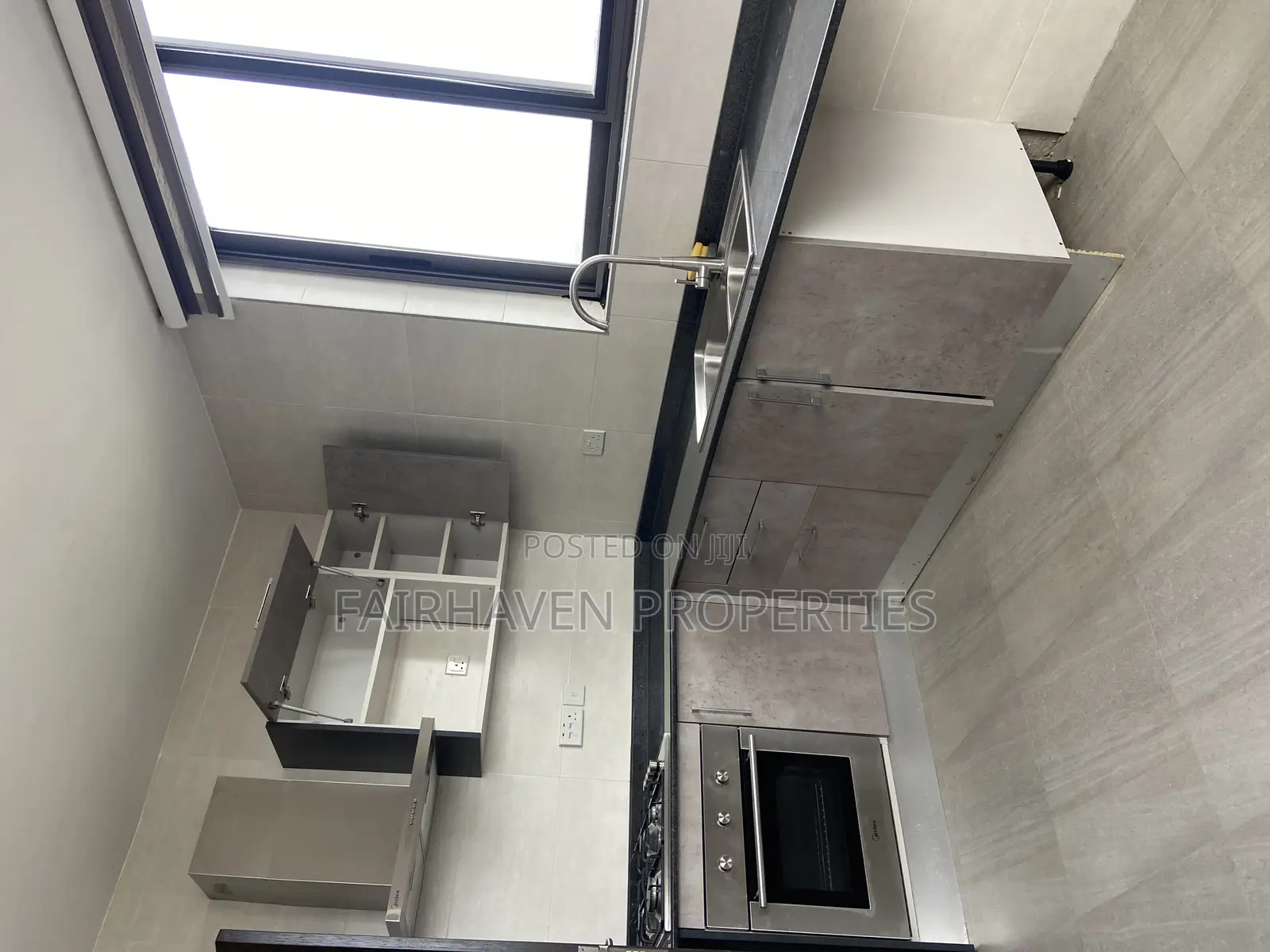 2bdrm Apartment in Tseaddo, Airport Residential Area for rent