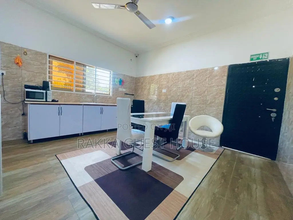 Rakka Guesthouse