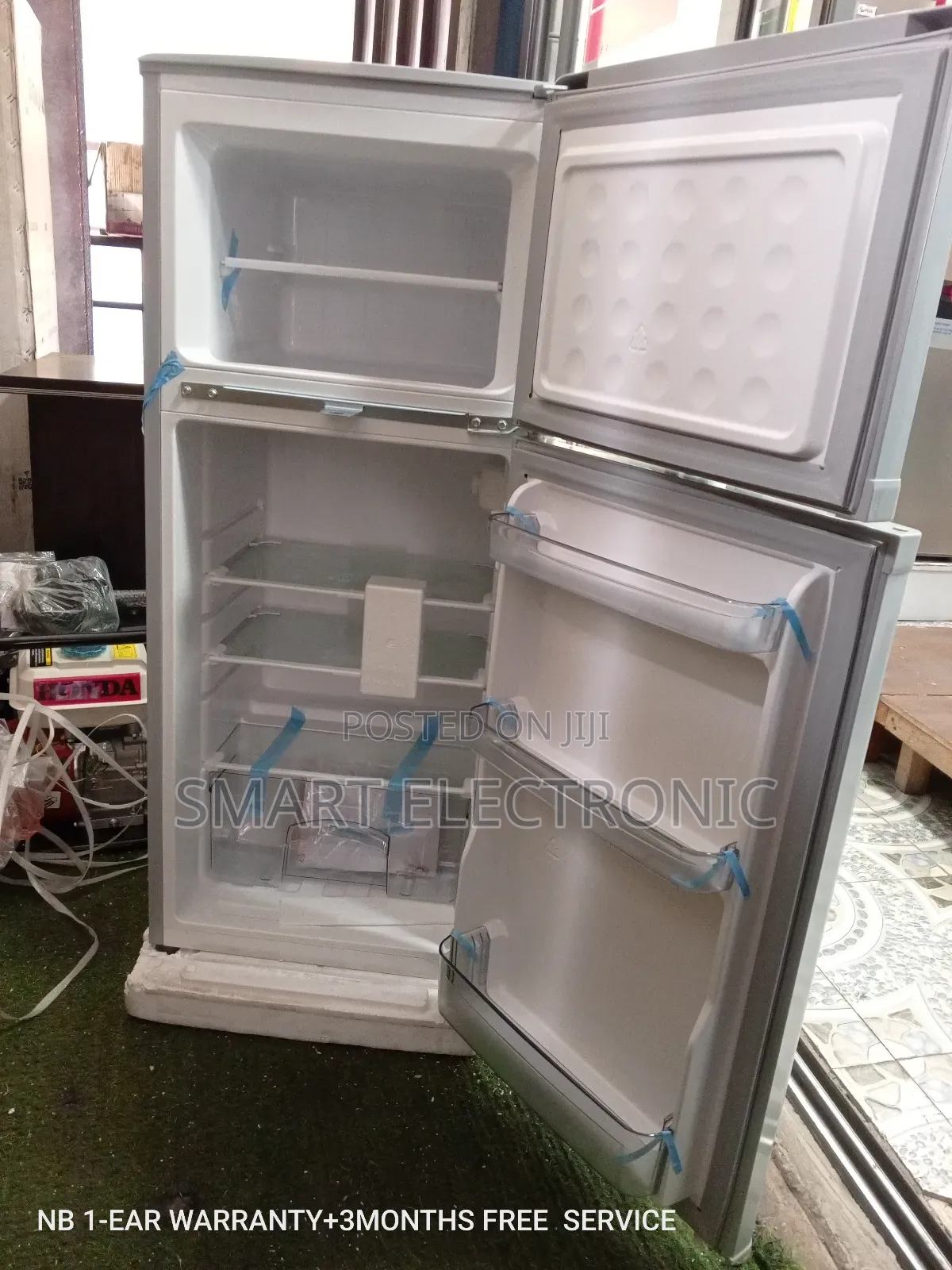 118L Mitsui Fridge/Freezer Fridge/Freezer