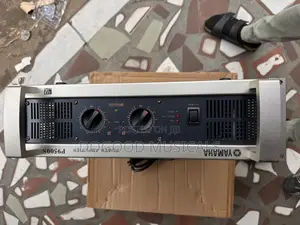 YAMAHA P-9500s Power Amplifier