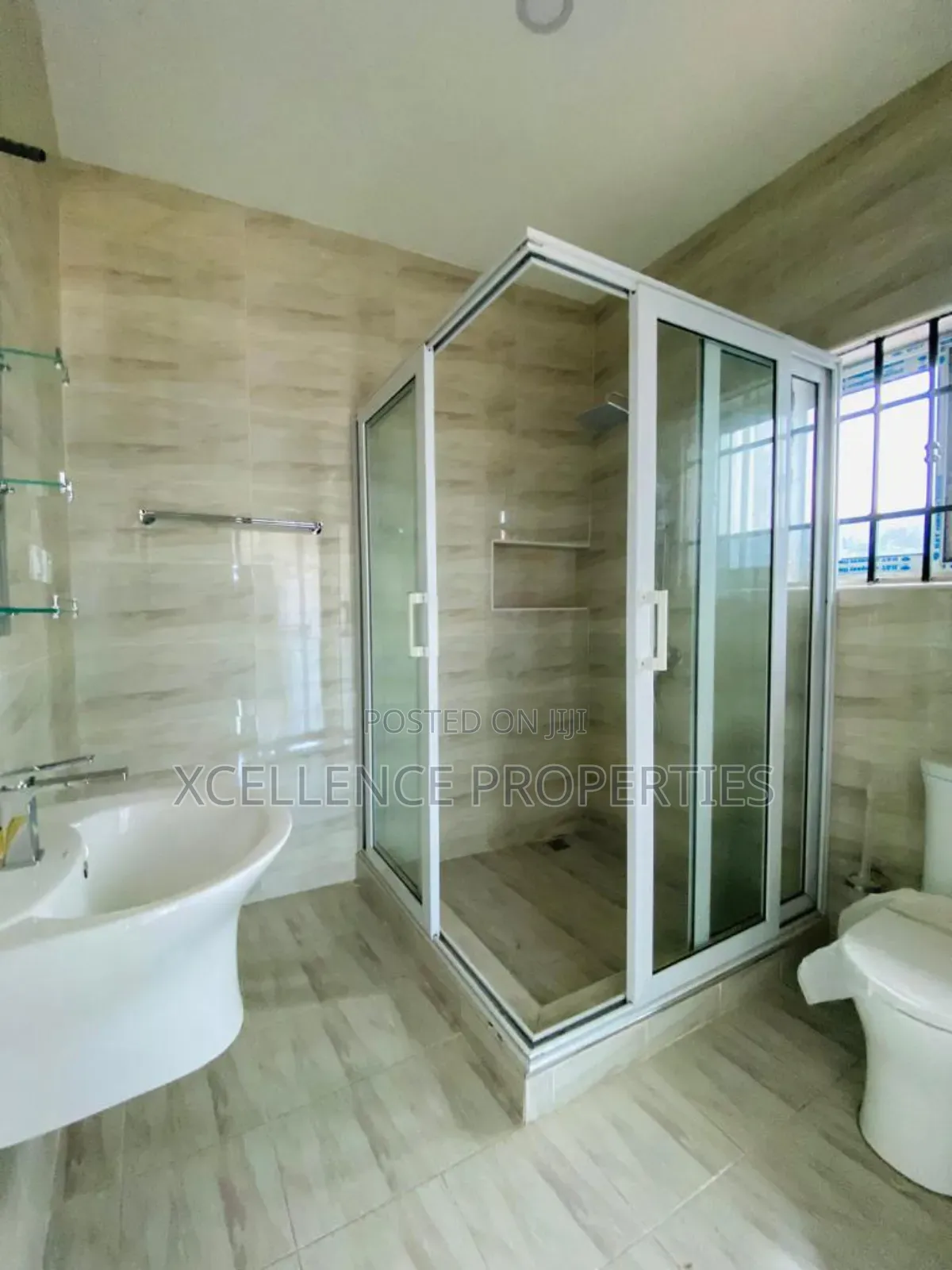 4bdrm Duplex in Xcellence Properties, Adjiriganor for rent