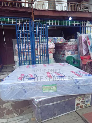 Mattress Queen Size 12" With Foreign Cover