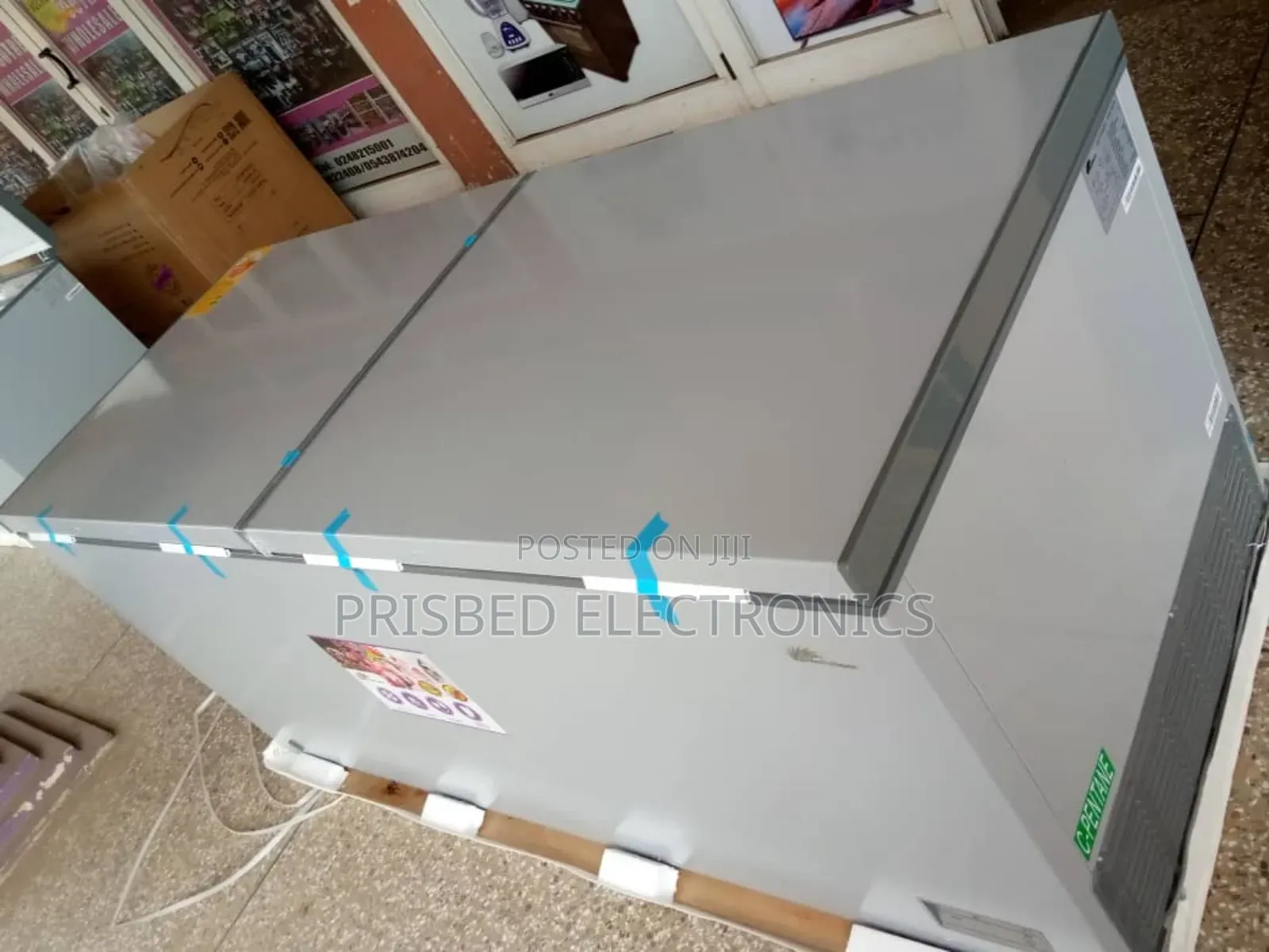 RAINBOW Double Door Commercial Freezer 708 Litres