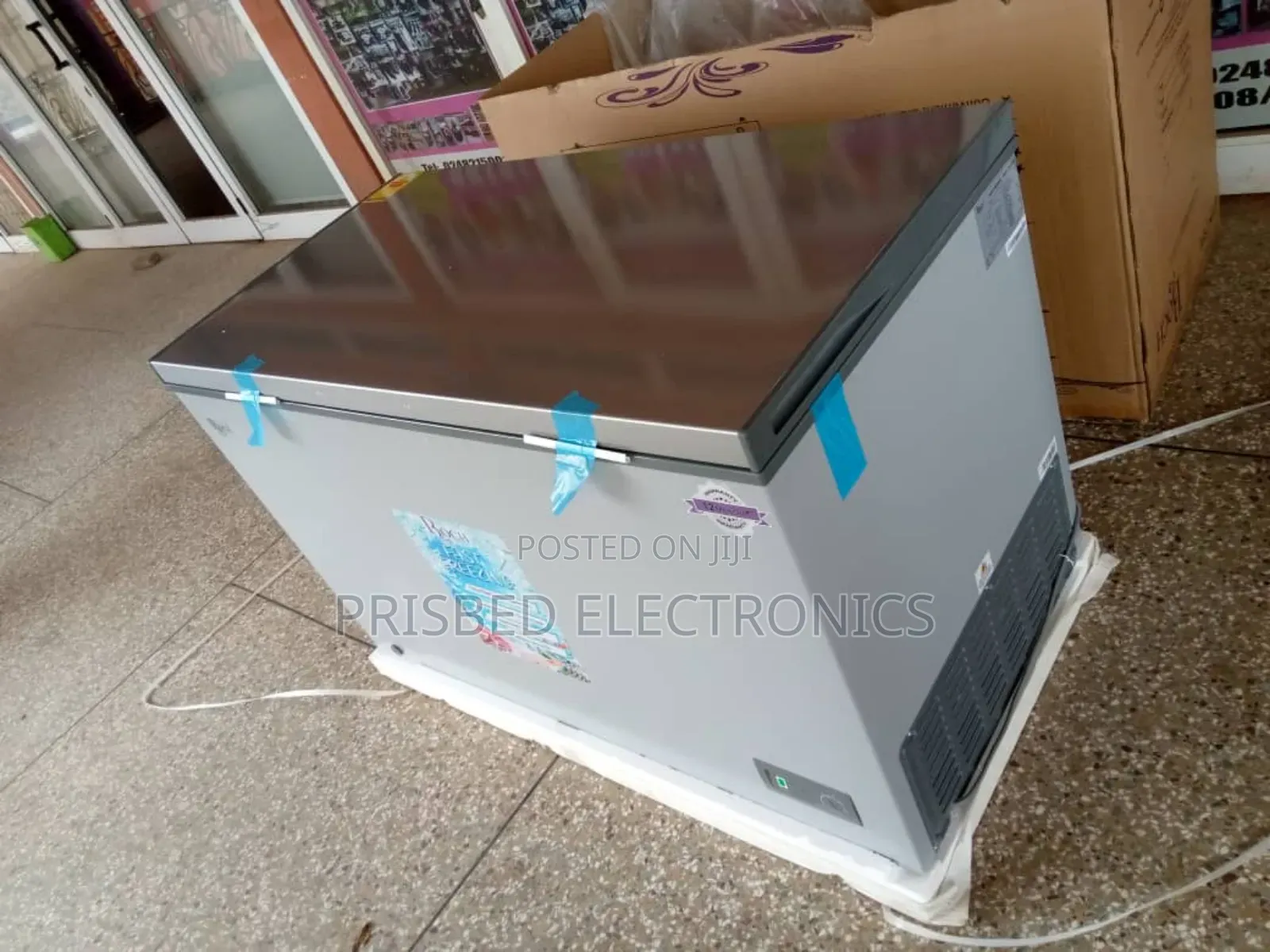 ROCH Chest Freezer 380 Litres